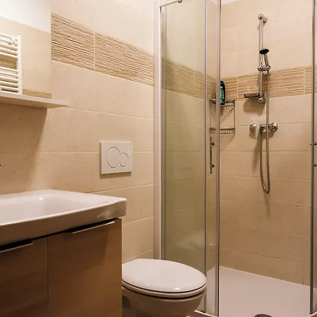 Rajski Okusi Sveta Gora Hotel